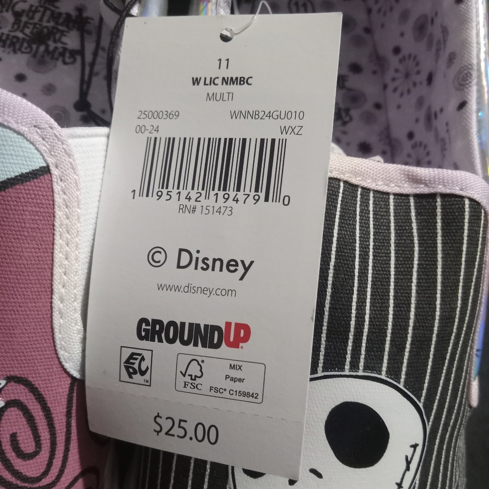 NEW Nightmare Before Christmas Slip-on Shoes women's size 11 Fits Mens 11 - Picture 4 of 7